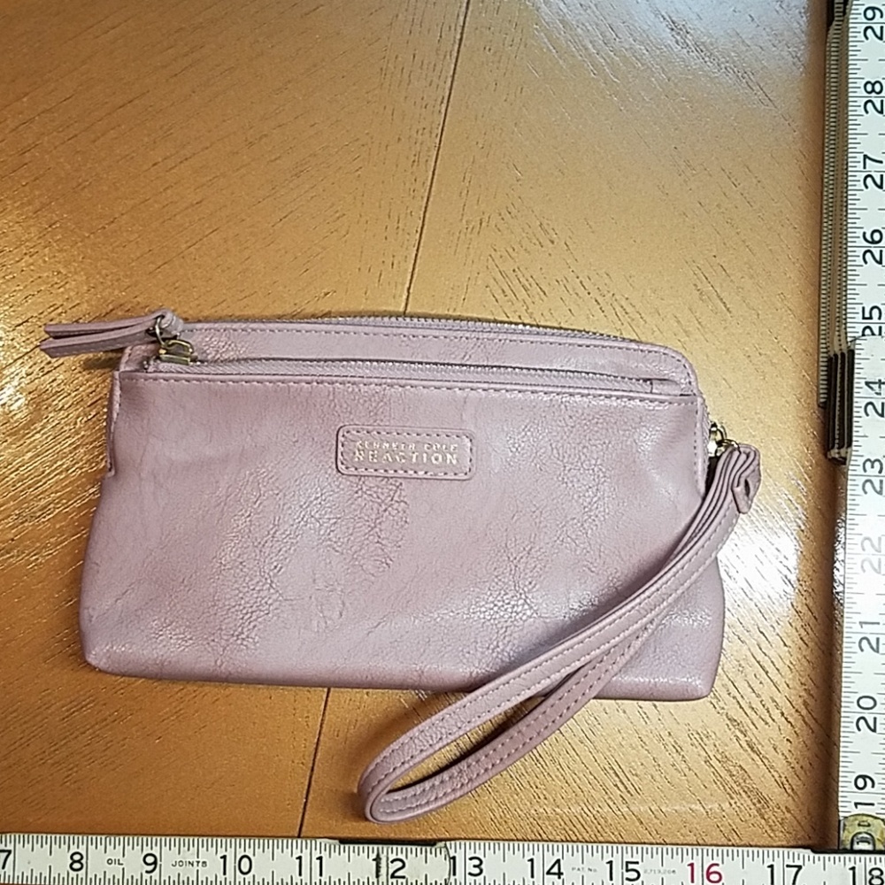 Kenneth cole reaction wristlet